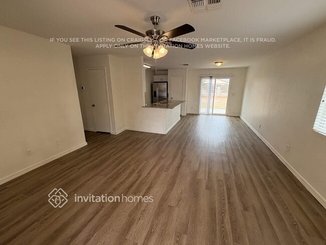 Photo - 7116 W Whyman Ave