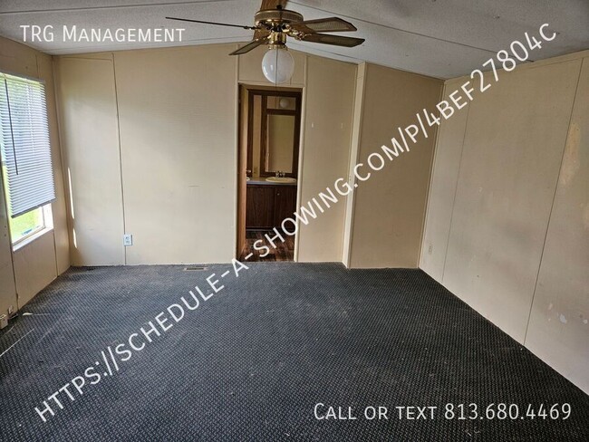 Photo - 221 Riggs Rd