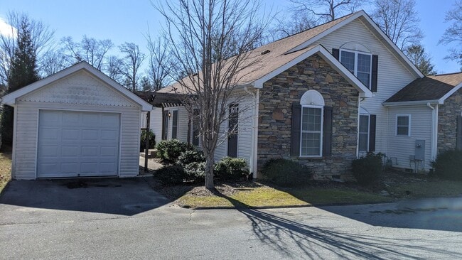 Photo - Turnabout Lane Duplex Unit Turnabout Lane Duplex - Left