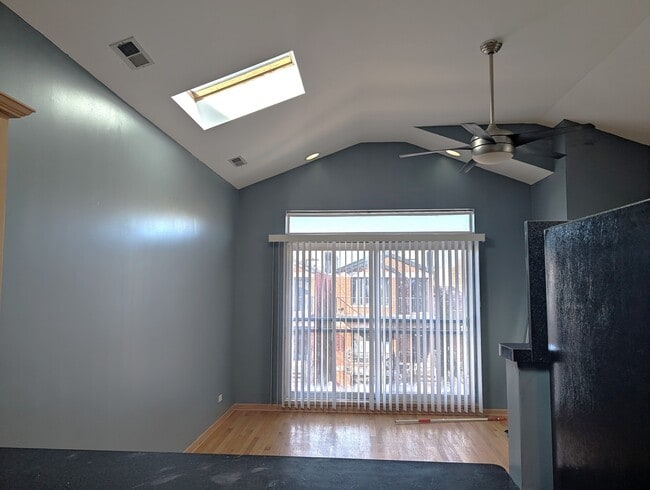 Photo - 515 S Campbell Ave Unit 3