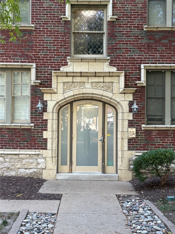 Building Photo - 4228 McPherson Ave Unit 113