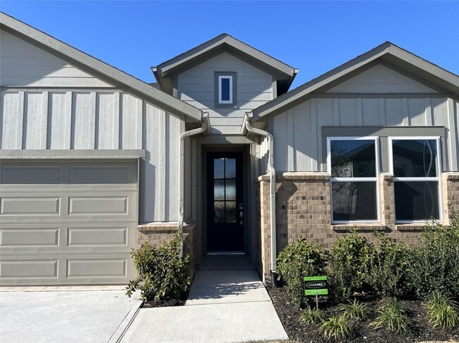 Photo - 21835 Redwood Blf Trl