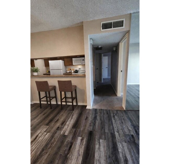 Photo - 2818 S Bartell Dr Unit 7