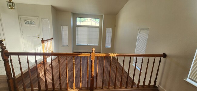 Photo - Large 3 Bedroom Home with a Loft