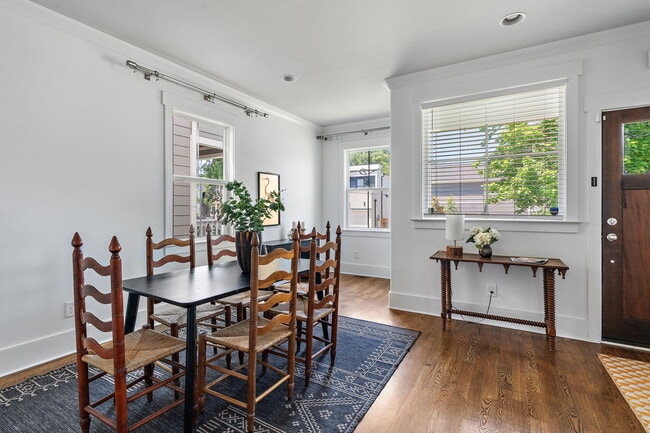 Photo - 1908 14th Ave N