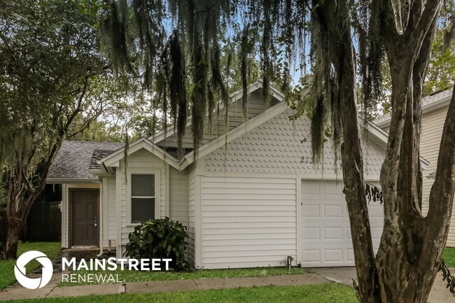 Building Photo - 2134 Churchill Downs Cir