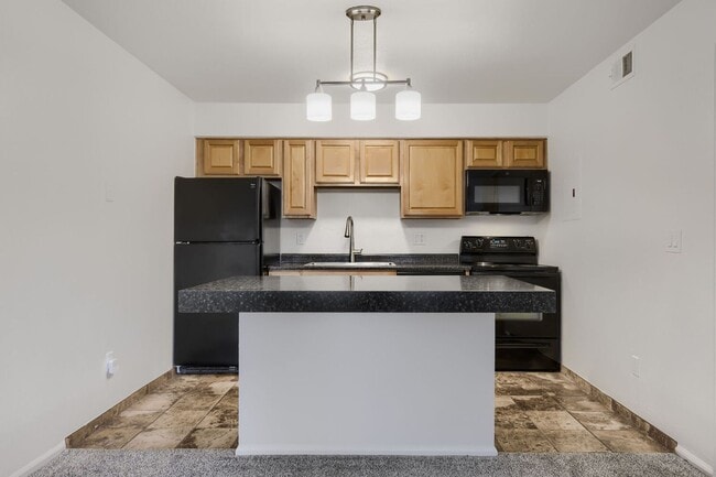 Photo - Updated 1 Bedroom Condo Near DTC Available Now