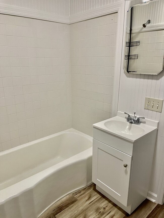 Photo - 2115 Belvedere Ave