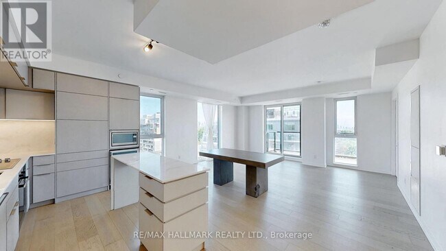 Photo - 185 Alberta Ave Unité 906