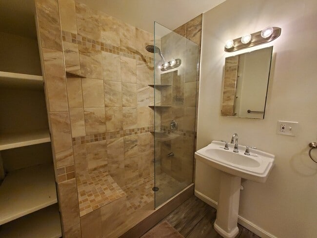 Photo - 17 Chestnut St Unit 1