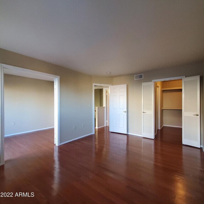 Photo - 1645 W Baseline Rd