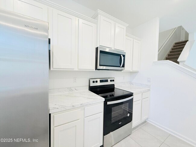 Photo - 8334 Zenith Cir