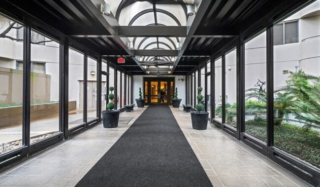 Photo - 3525 Sage Rd Unidad 718