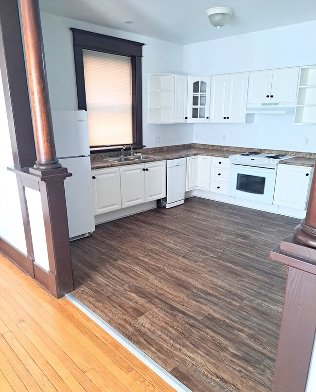 Photo - Welch Hotel Senior Apartments