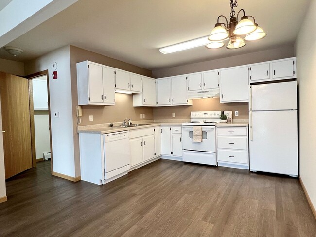 Photo - River View Apartments