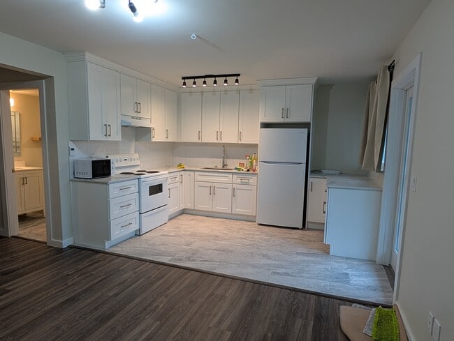 Building Photo - 2346 Dawes Hill Rd