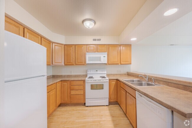 Style B 4BR,2BA - 1,425SF - Kitchen