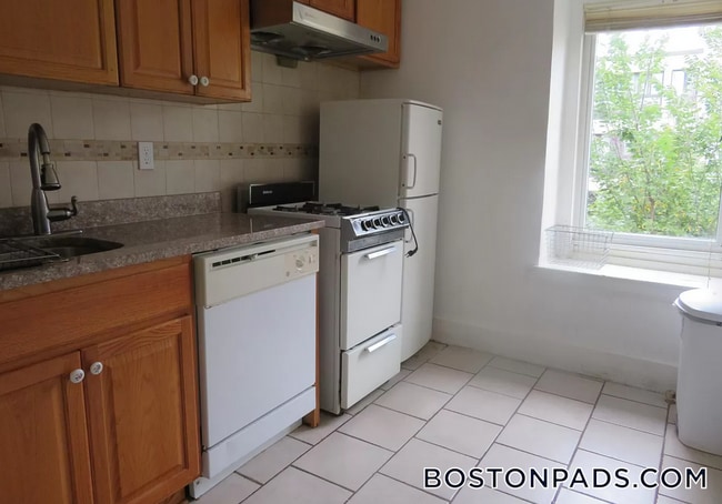 Photo - 89-91 Hancock St. Unidad 11