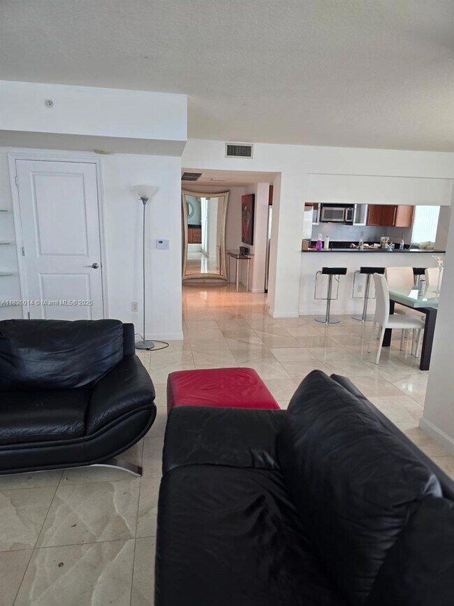 Photo - 610 W Las Olas Blvd Unit 1912N