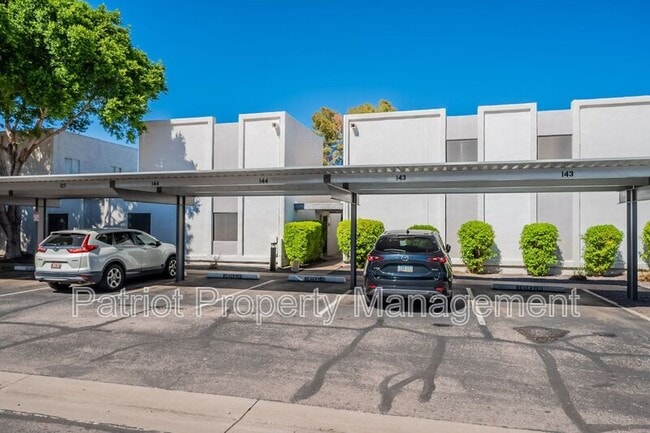 Photo - 8576 E Indian School Rd