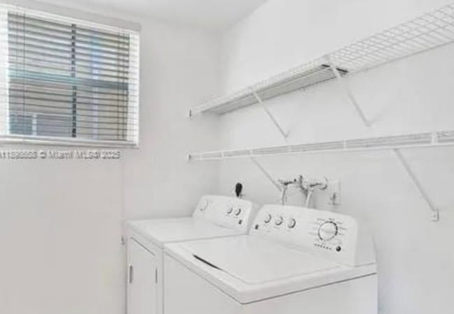 Photo - 1042 Sunflower Cir