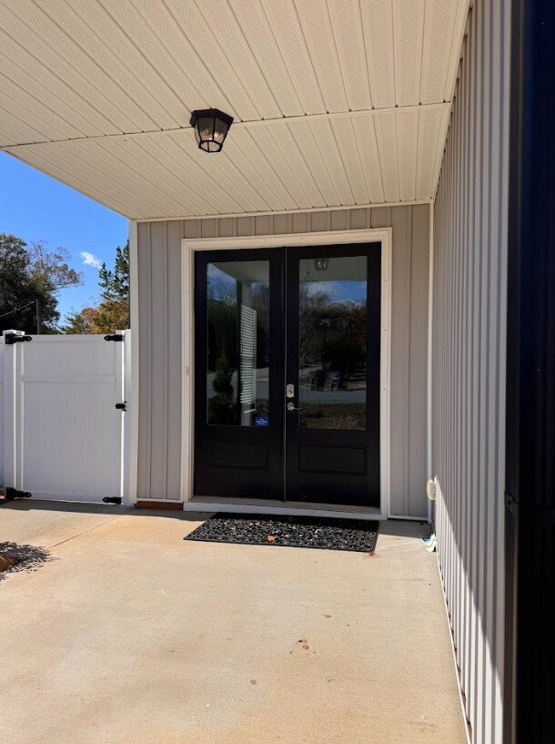 Photo - Ask us how to get FREE RENT!