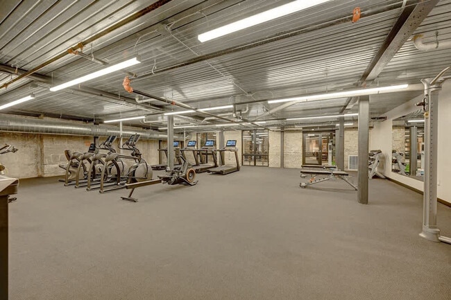 Photo - 1009 W Juneau Ave Unidad ID1263030P