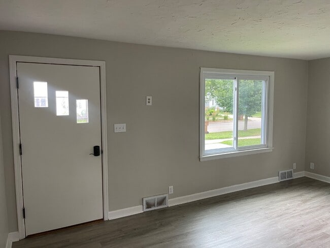 Photo - 813 Lincoln St