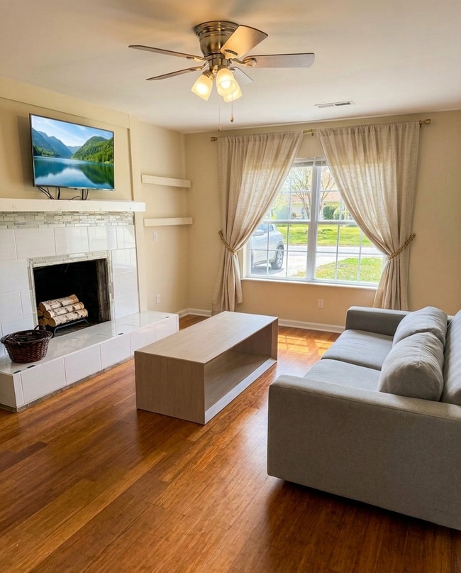 Photo - 105 State Rd S-8-922