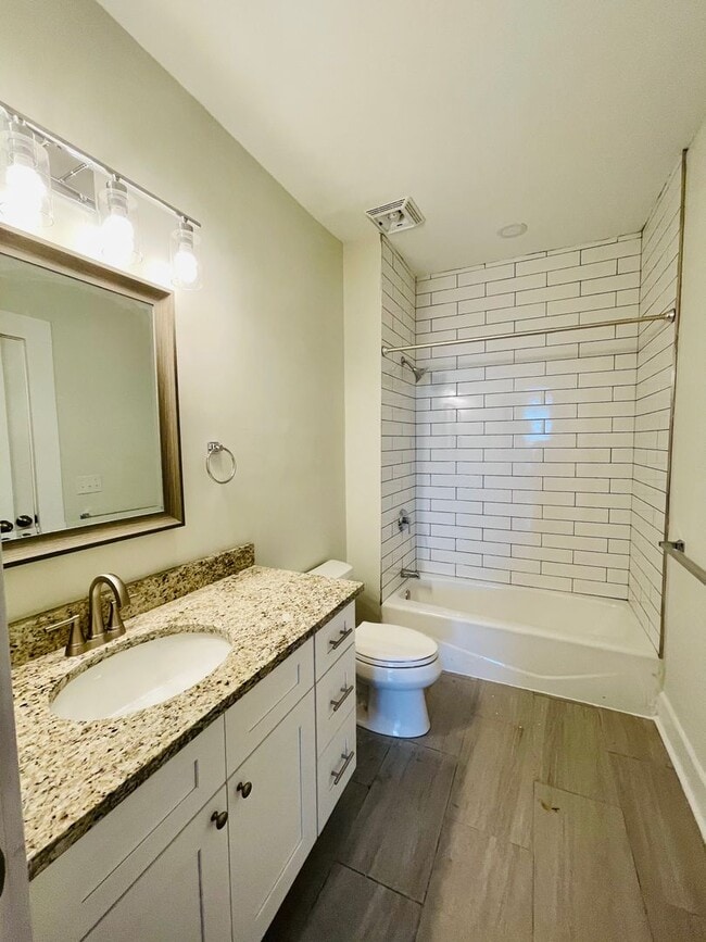 Photo - 140 West Washington Unit 203