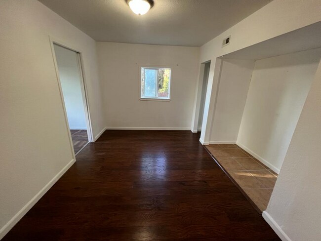 Photo - 1017 Central Blvd