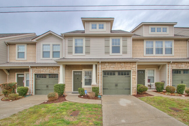 Building Photo - 735 Tulip Grove Rd