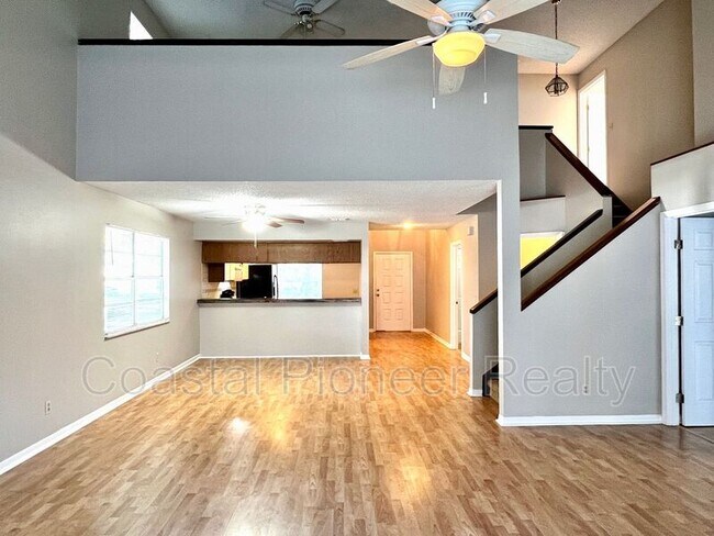 Photo - 6120 Silkdale Ct