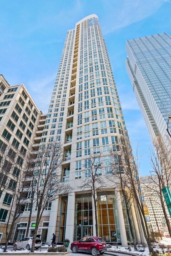 Building Photo - 345 N LaSalle St Unit 2802 Rental