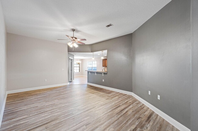 Photo - 227 January Ct