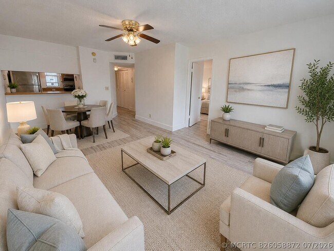 Photo - 918 Twin Lakes Dr Unit 8-M