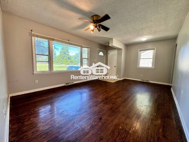 Photo - 1328 Carrie Ave