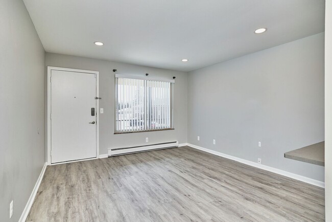 Photo - The Grove off North