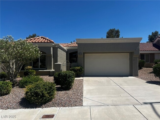 Building Photo - 9661 Blue Bell Dr Rental