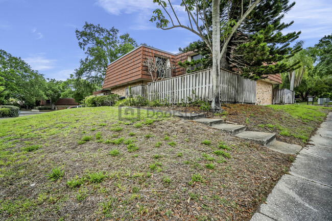 Building Photo - 2605 10th Ct Rental