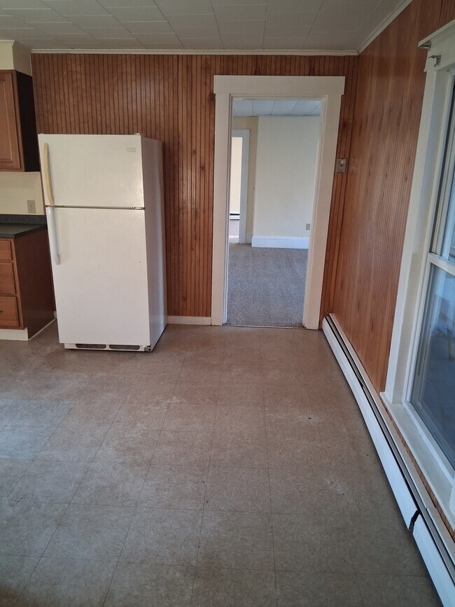 Building Photo - 430 Court St