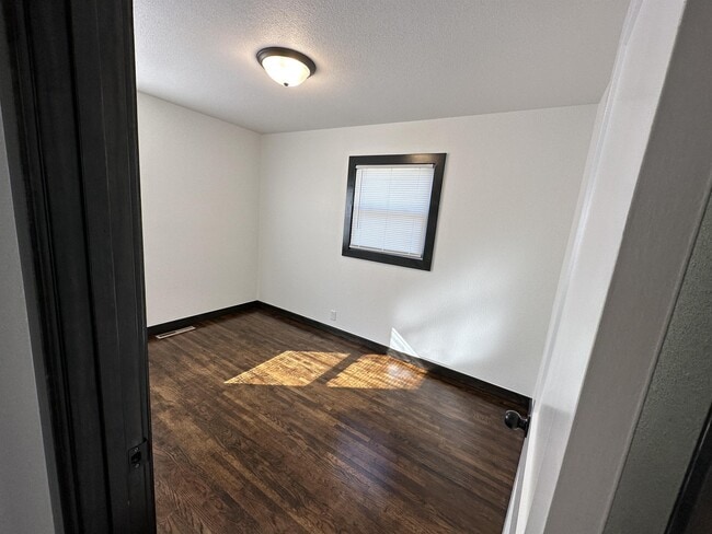 Photo - 6254 Independence St