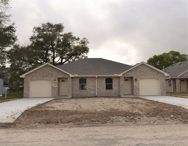 Photo - 315 North 2 1/2 St. Ste B