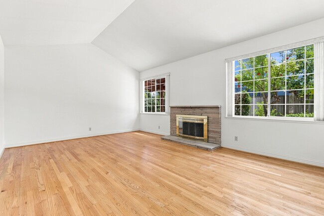 Photo - 6573 Mt Wellington Dr