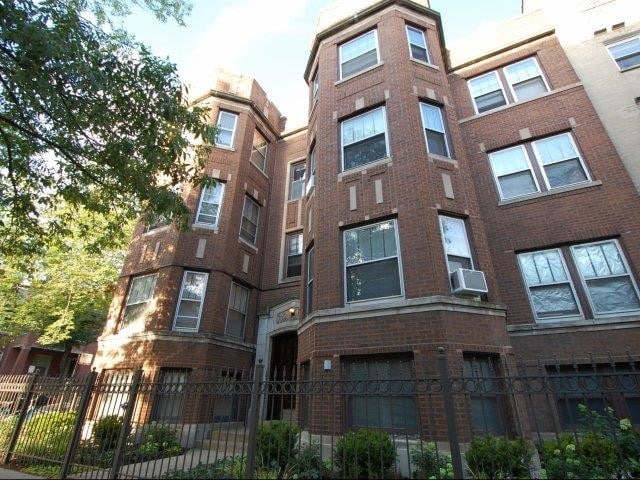 Photo - Lakeside 6300