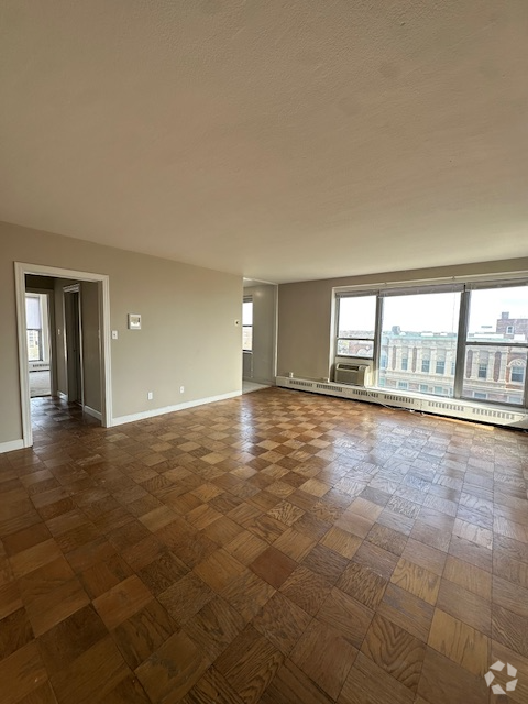 Building Photo - 1121 N Waverly Pl Unit 1006 Rental