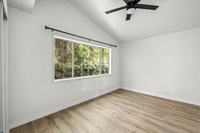 5348 Redding Rd
