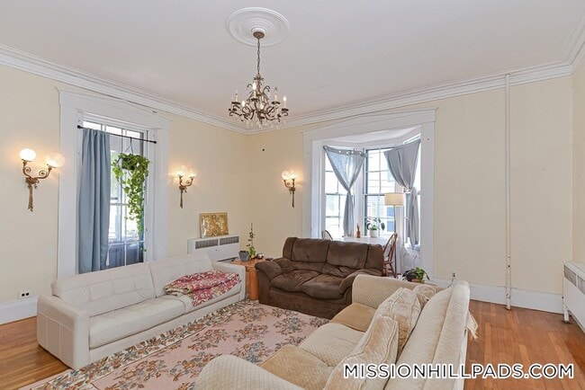 Photo - 139 Hillside St Unidad A