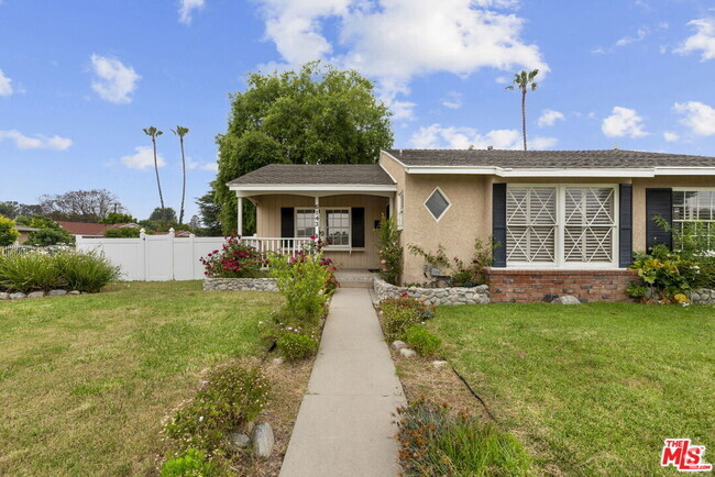 Building Photo - 6143 Beckford Ave Rental