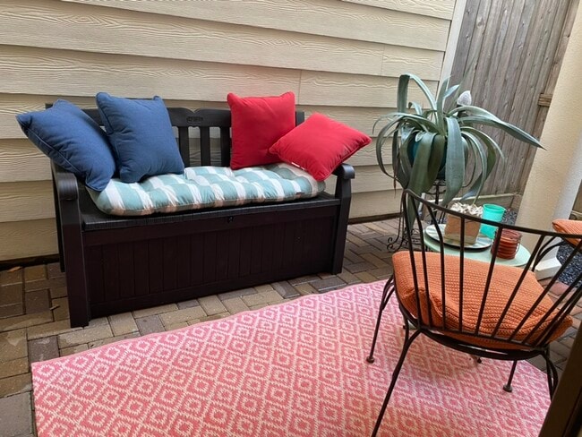 Photo - 802 W Drew St